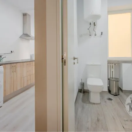 Vive Un Oasis 7 En Santa Ana 6 Apartment