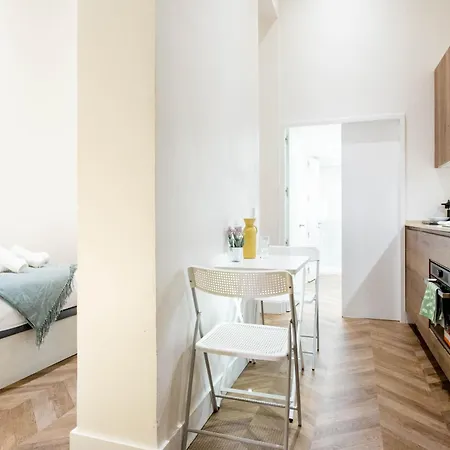 Apartment 4- Hotel-style In Puerta Del Sol Madrid
