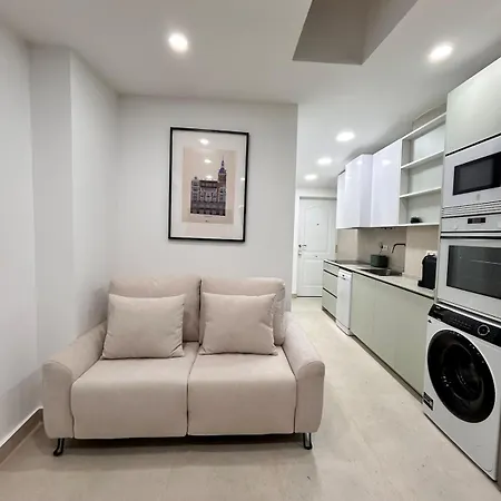 Aerosuites103 Apartment