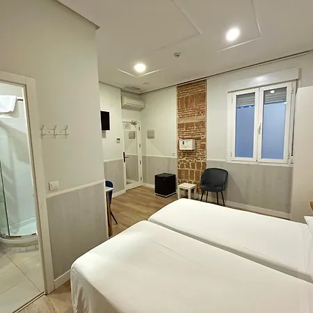 Hostal Madrid Pensión 3*