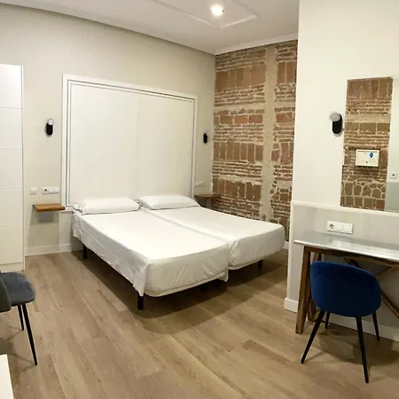 Pensión Hostal Madrid 3*