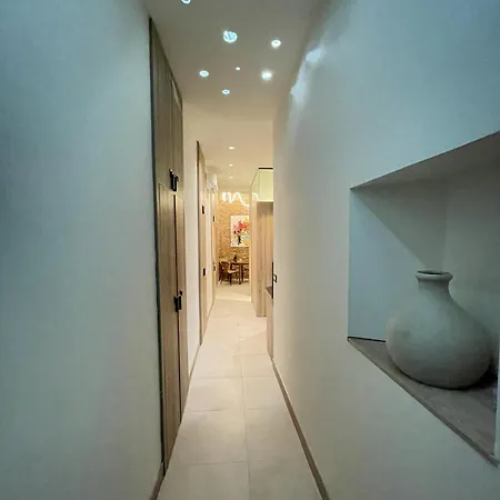 Apartment Moderno En Edificio Historico
