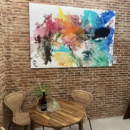 Moderno En Edificio Historico