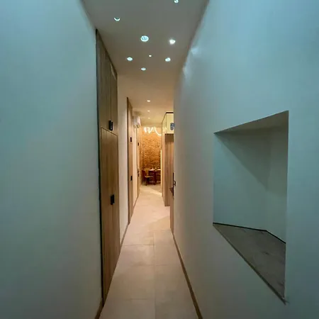 Apartment Moderno En Edificio Historico