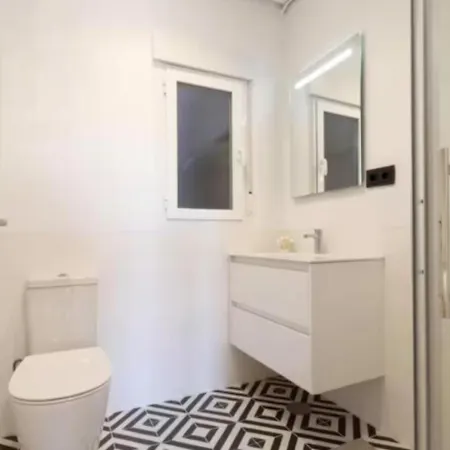 Apartment Diseno Moderno Y Confort En Puerta Del Angel Madrid