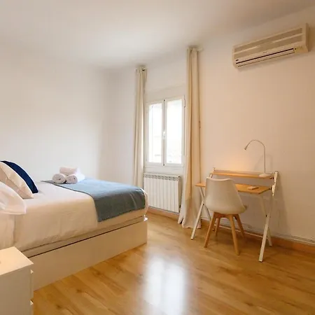 Apartamento Temporal Charmartin 4 Torres 2 Dormitorios Cas292 *