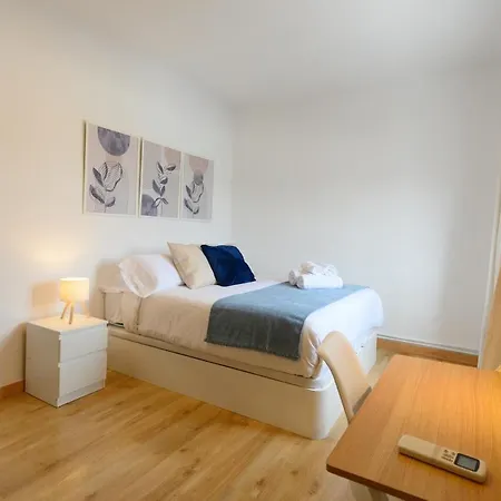 Apartamento Temporal Charmartin 4 Torres 2 Dormitorios Cas292 Apartment *
