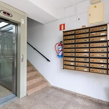 Apartment Apartamento Temporal Charmartin 4 Torres 2 Dormitorios Cas292 *