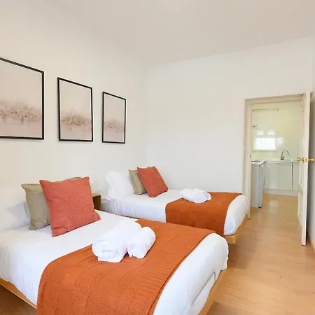 Apartamento Temporal Charmartin 4 Torres 2 Dormitorios Cas292 * Madrid