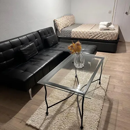 Solestar Vallecas Guest house Madrid