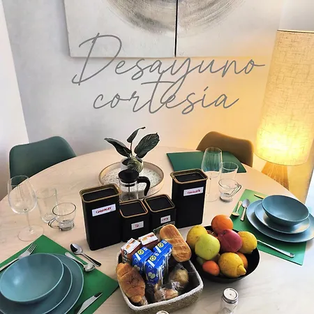 Urban Suites- Nuevo Apartahotel-7 Boutique Full Equiped * Madrid