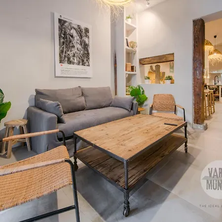 Apartment Rustic Cool Interior Design En Plaza Espana Al Pie De Gran Via *