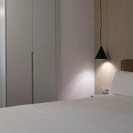 Be Mate Trafalgar Apartment Madrid