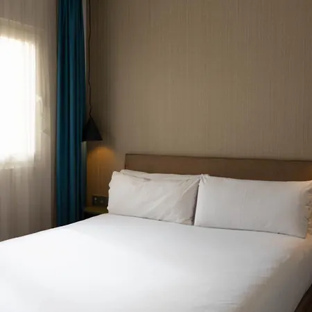 Be Mate Trafalgar Apartment Madrid