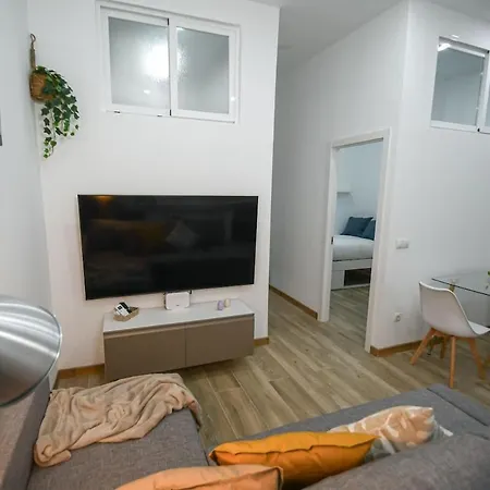Modern Oasis In Vallecas Seasonal