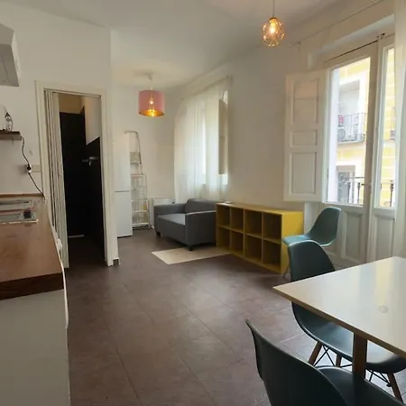 Bright In The Heart Of Lavapies - B41 *