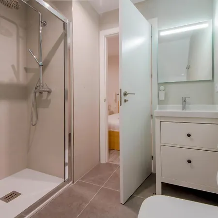 Vive La Esencia Madrilena 6 En Santa Ana 6 Apartment *