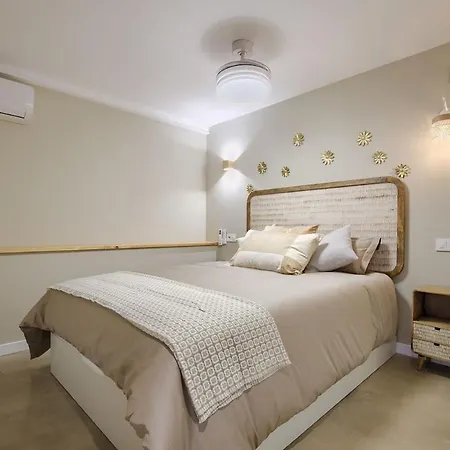 Beautiful Duplex Apartment *