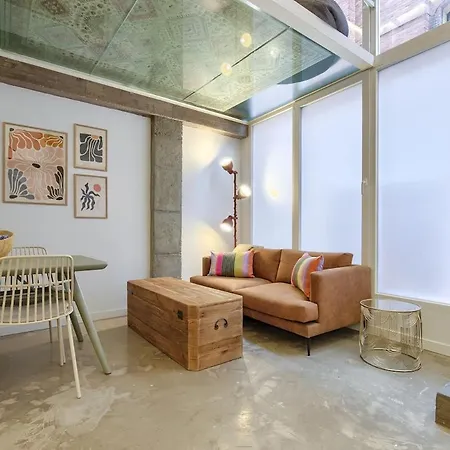 Beautiful Duplex Apartment *