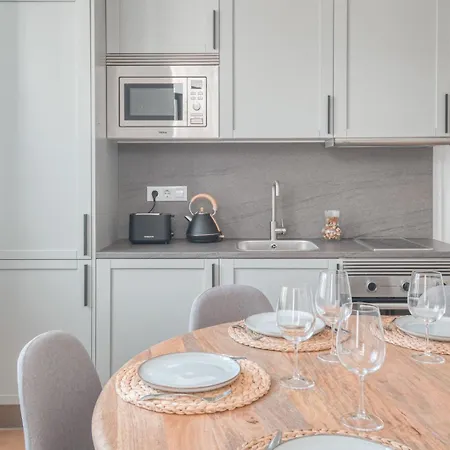 Apartamento De Diseno Nuevo En Zona Centrica 3hab 2banos