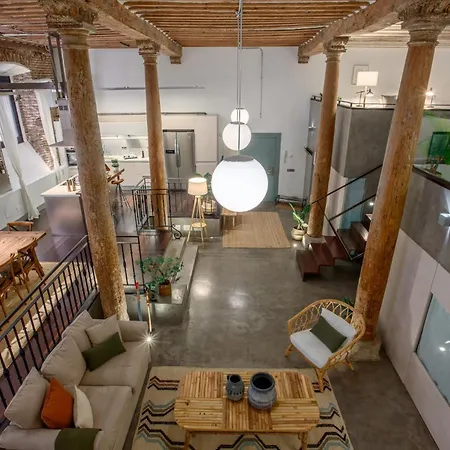 Boho-chic Loft In A Legendary 17th-century 'trap House Apartment Madrid