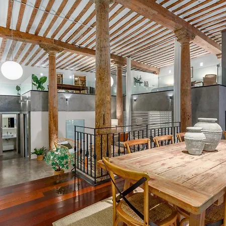 Boho-chic Loft In A Legendary 17th-century 'trap House Apartment