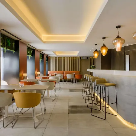 Nh Collection Colon Otel