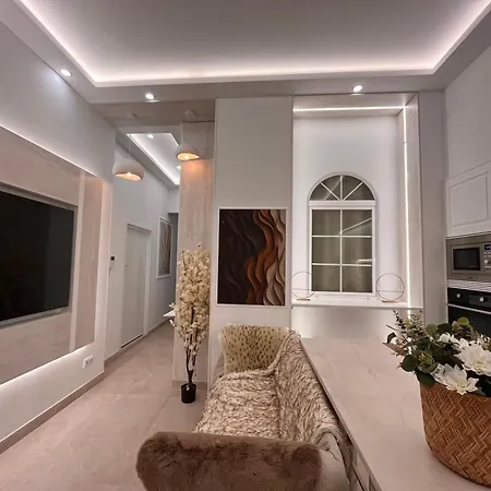 Apartment E8 Delux Plaza Mayor *
