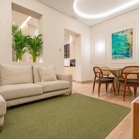 Vip Malasana 6 Pax Apartment