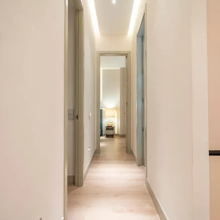 Vip Malasana 6 Pax Madrid