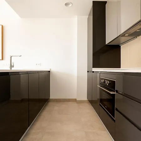 Newmad En Apartment
