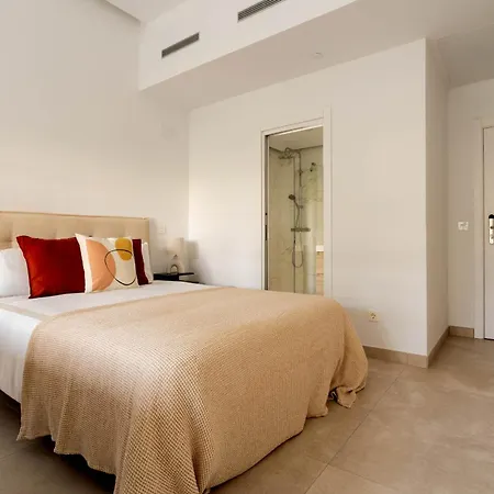 Newmad En Apartment