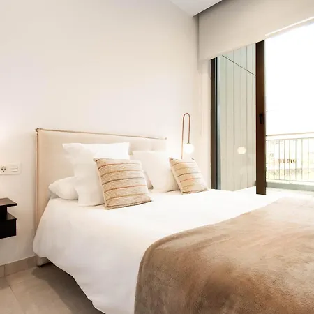 Newmad En Apartment
