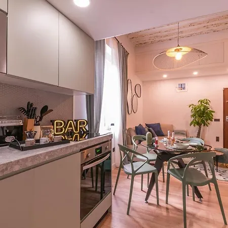 Cultural And Historical Heart - 7min Walk Plaza Mayor And Palacioreal - Ac Apartment