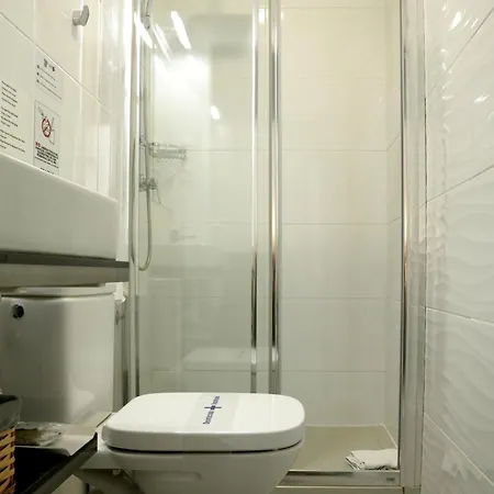 Royal Cruz Guest house 3*