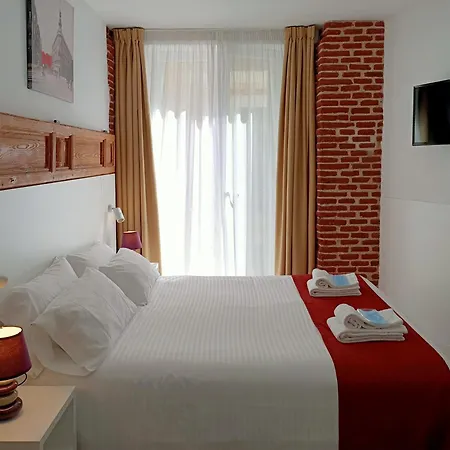 Guest house Royal Cruz