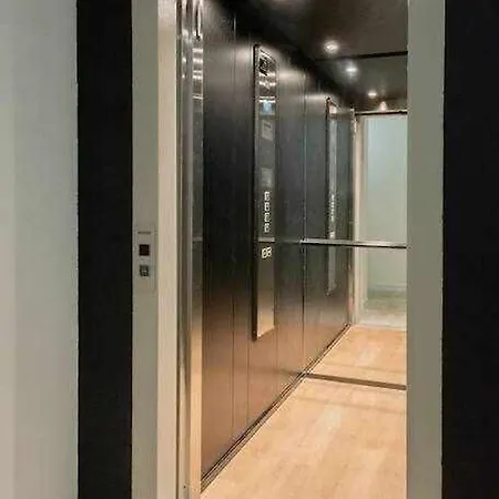 Larga Noviciado Centro Apartment Madrid