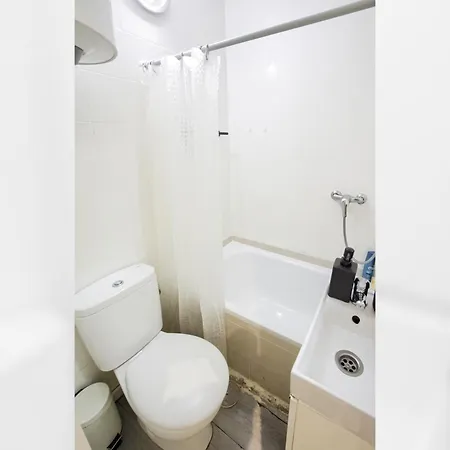 Petit Estudio En , Centro, 2 Pax, Wi-fi & Tv Apartamento Madrid
