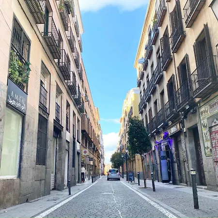 Petit Estudio En , Centro, 2 Pax, Wi-fi & Tv Apartment *