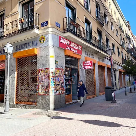 Petit Estudio En , Centro, 2 Pax, Wi-fi & Tv *