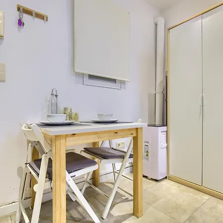 Coqueto Estudio En Madrid, Centro, 2 Pax, Wifi & Tv *