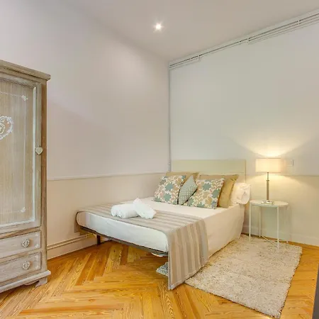 Guest house Amplias En El Corazon De - Plaza De Espana Madrid