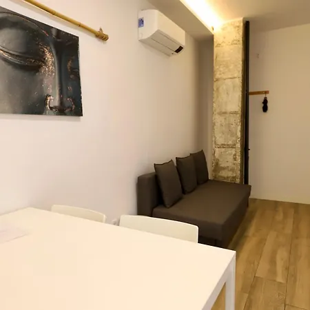 Corazon De Chamberi Apartment