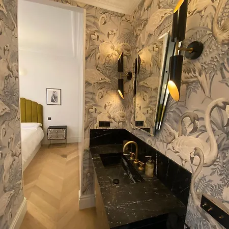 Luxury In Gran Via Madrid