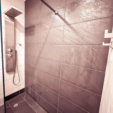 Lujosa Vivienda En El Centro De Tu De Ocio - Preciados Madrid