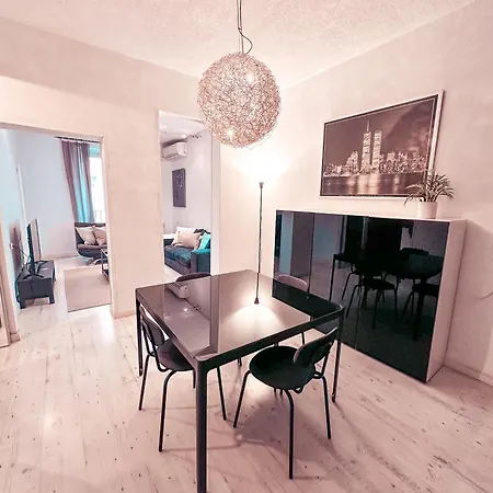 Lujosa Vivienda En El Centro De Tu De Ocio - Preciados *