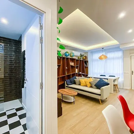 Apartment Oasis Urbano En El Corazon Financiero / Castellana