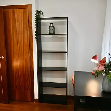 Apartment For Vivienda Temporal De Cuatro En Arganzuela Man102 *