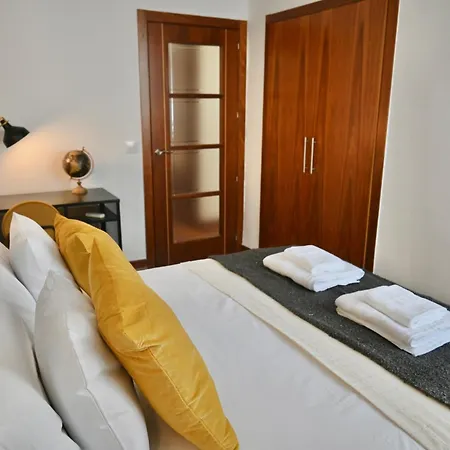 Apartment For Vivienda Temporal De Cuatro En Arganzuela Man102 *