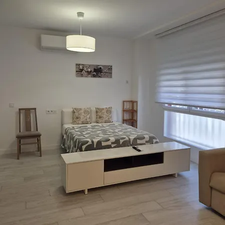 Recien Reformadas Vista Alegre Apartment